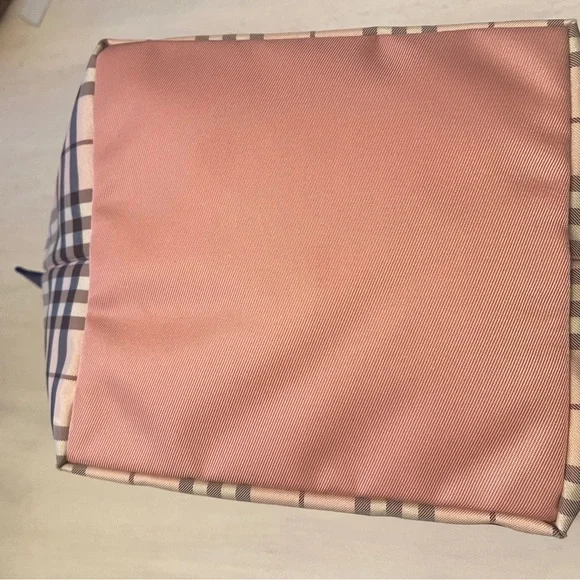 Burberry Pink Plaid Women's Bag with COA - Picture 4 of 7